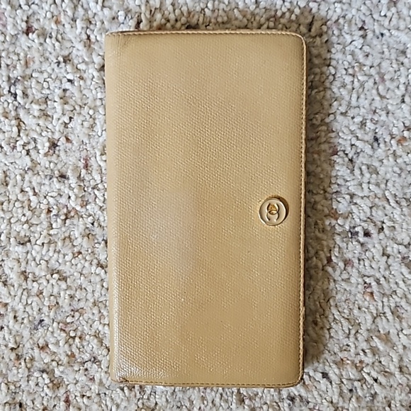 Chanel Tan Neutral Cream Beige Leather Long Flap Tan Wallet - Picture 1 of 15